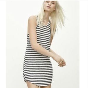 EUC Aritzia Community pythagoras 100% linen dress medium